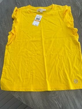 MICHAEL KORS Yellow Top. Size Small. NEW